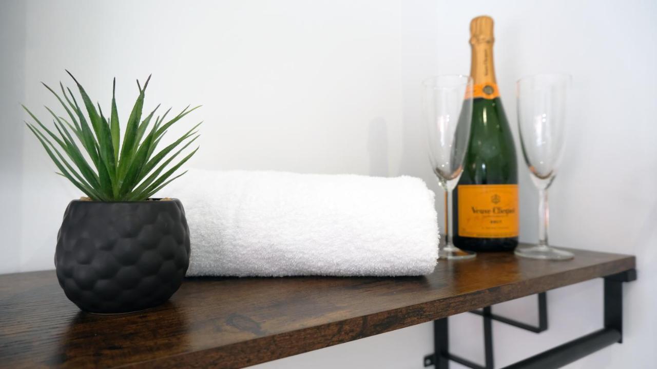 The Kop End Hotel By Serviced Living Liverpool Luaran gambar